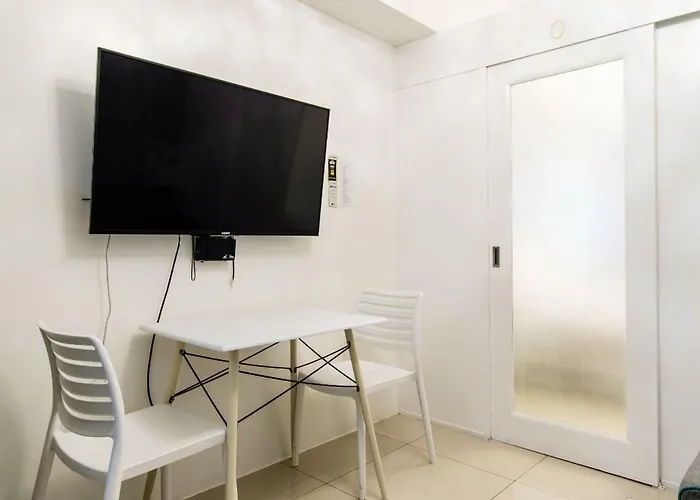 Snapz Staycation @ Jazz Residences Apartment *